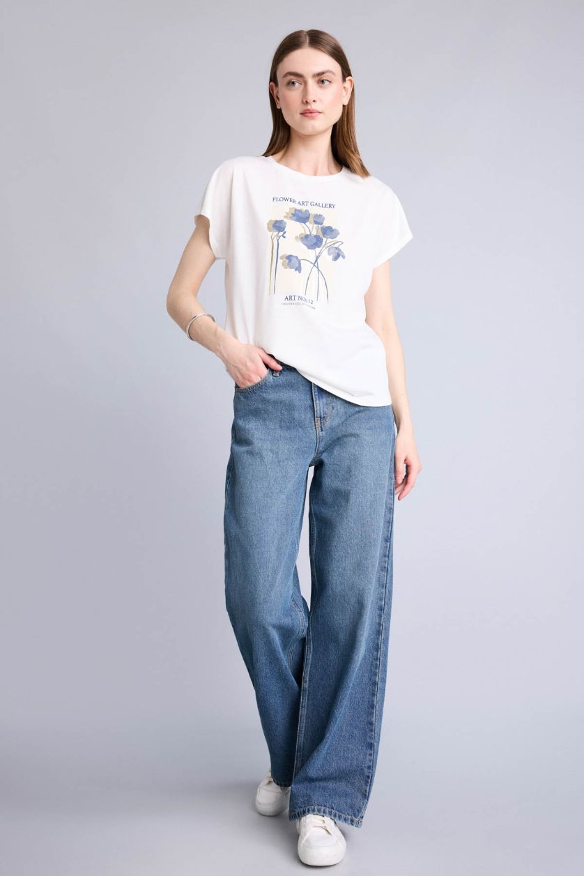 Kadın Ekru Kısa kollu Çiçek Desenli Tişört