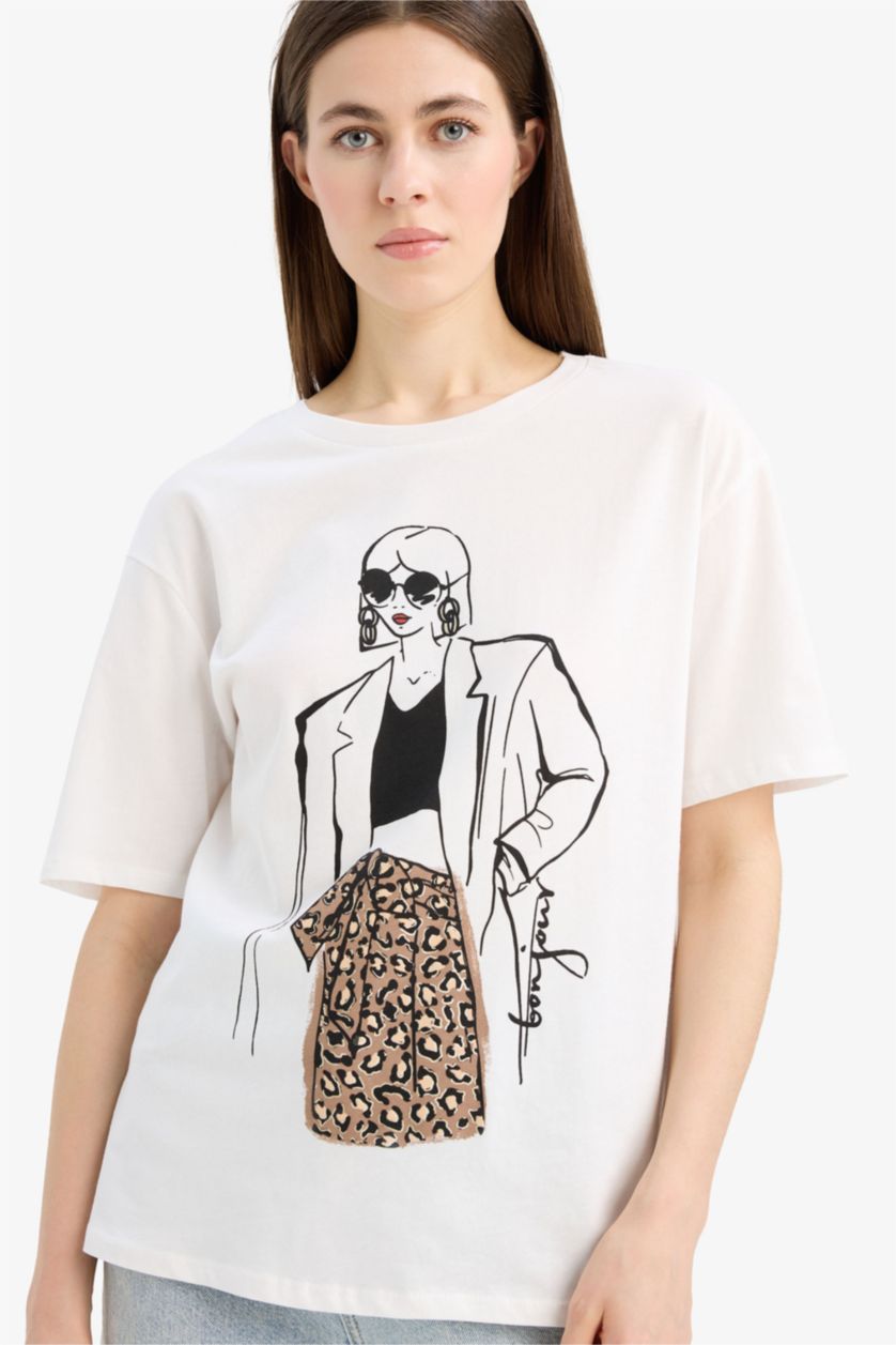 Kadın Ekru %100 Pamuk Regular Fıt Baskılı Penye Tişört