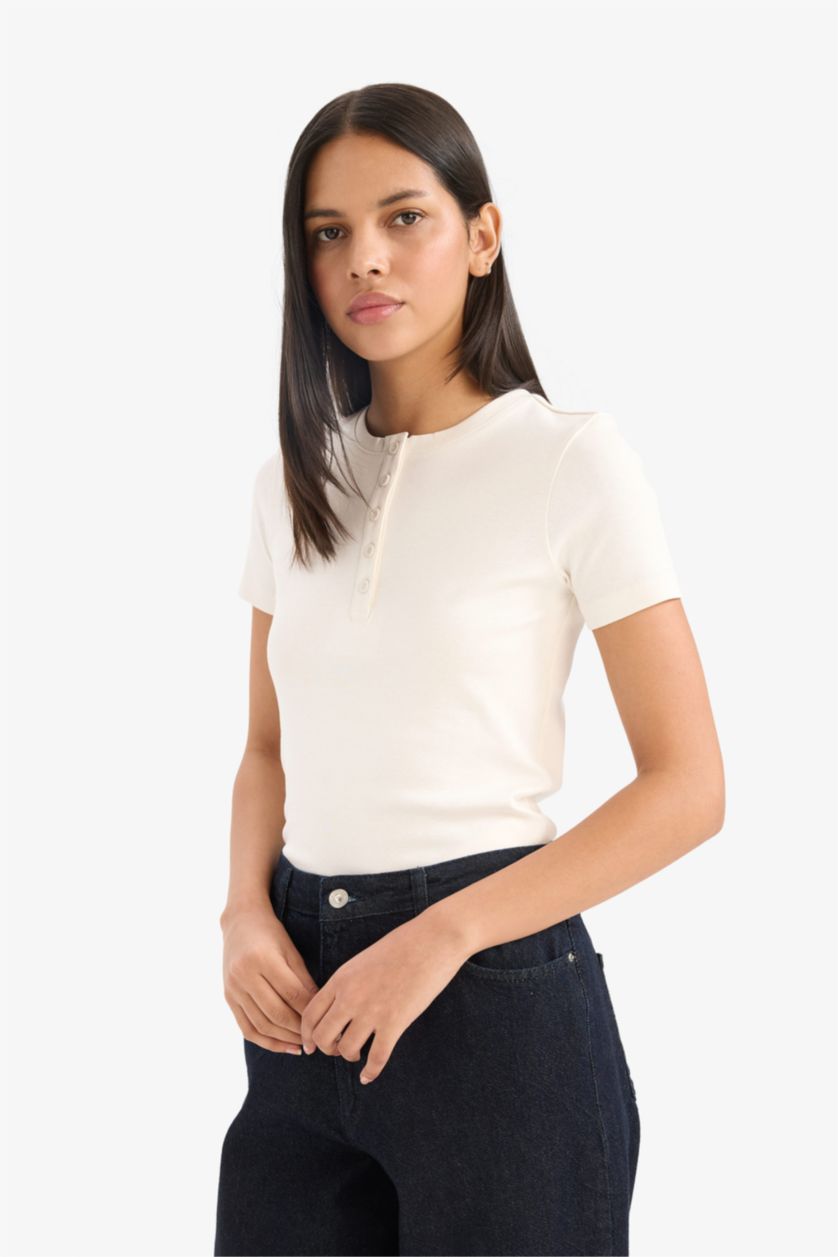 Woman Ecru Slim Fit Crew Neck Ribbed T-Shirt