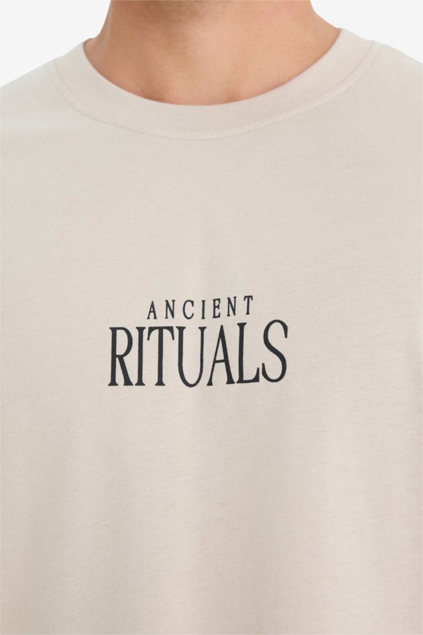 Erkek Kum %100 Pamuk Boxy Fit Bisiklet Yaka Sırt Baskılı Kısa Kollu Tişört