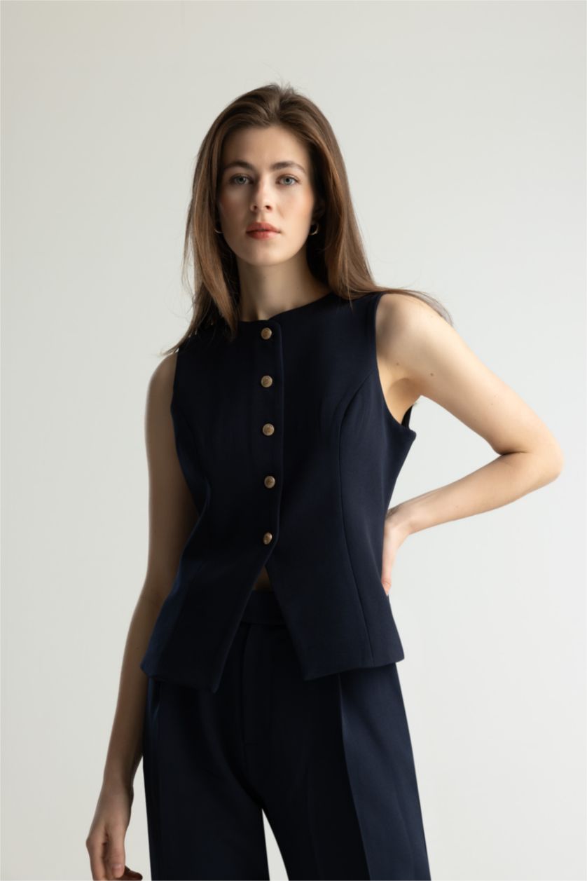 Kadın Lacivert Regular Fit Bisiklet Yaka Düğmeli Blazer Yelek