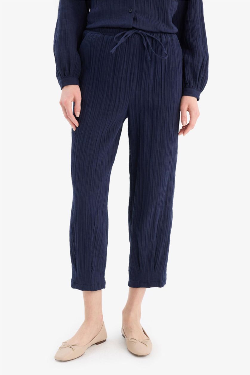 WOMAN NAVY Basic Pocketed Muslin Harem Trousers