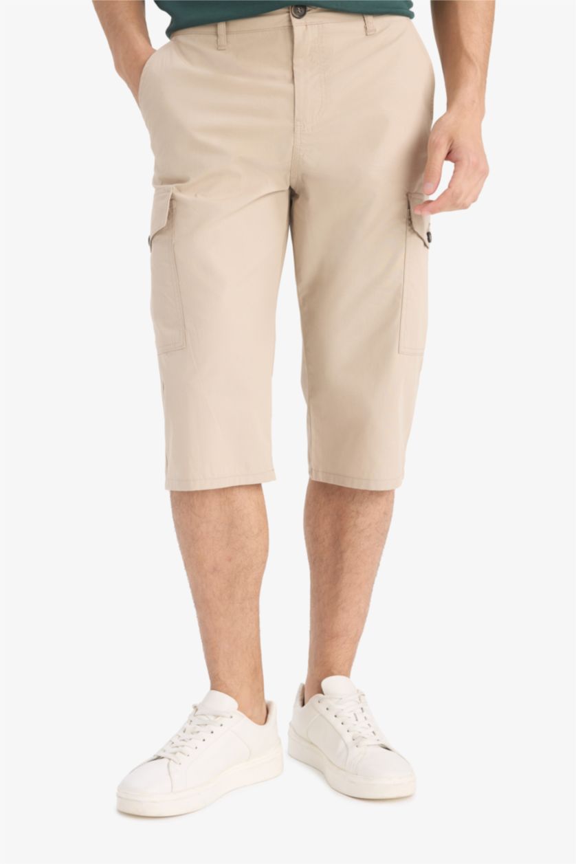 Man Beige Cotton Regular Fit Capri Pants