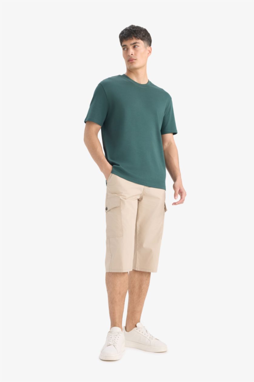 Man Beige Cotton Regular Fit Capri Pants