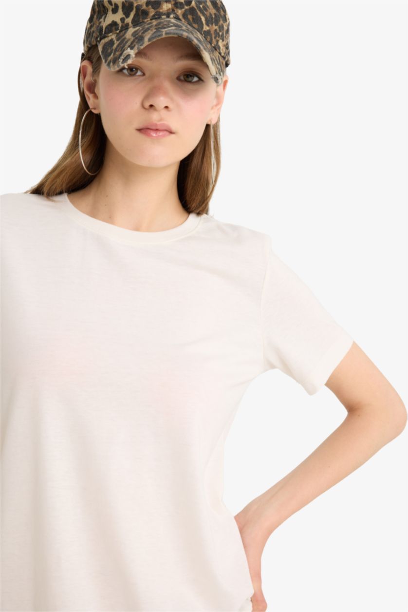 WOMAN White Regular Fit Short Sleeve T-Shirt