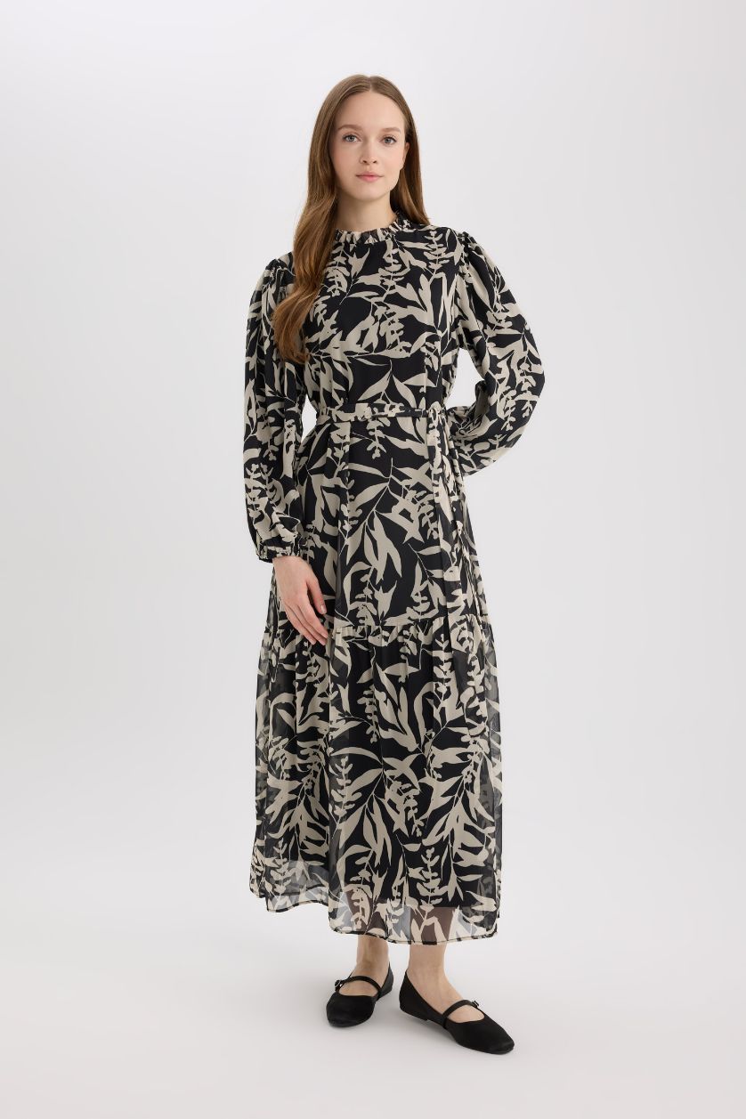 Woman Black Crew Neck Patterned Chiffon Long Sleeve Maxi Dress
