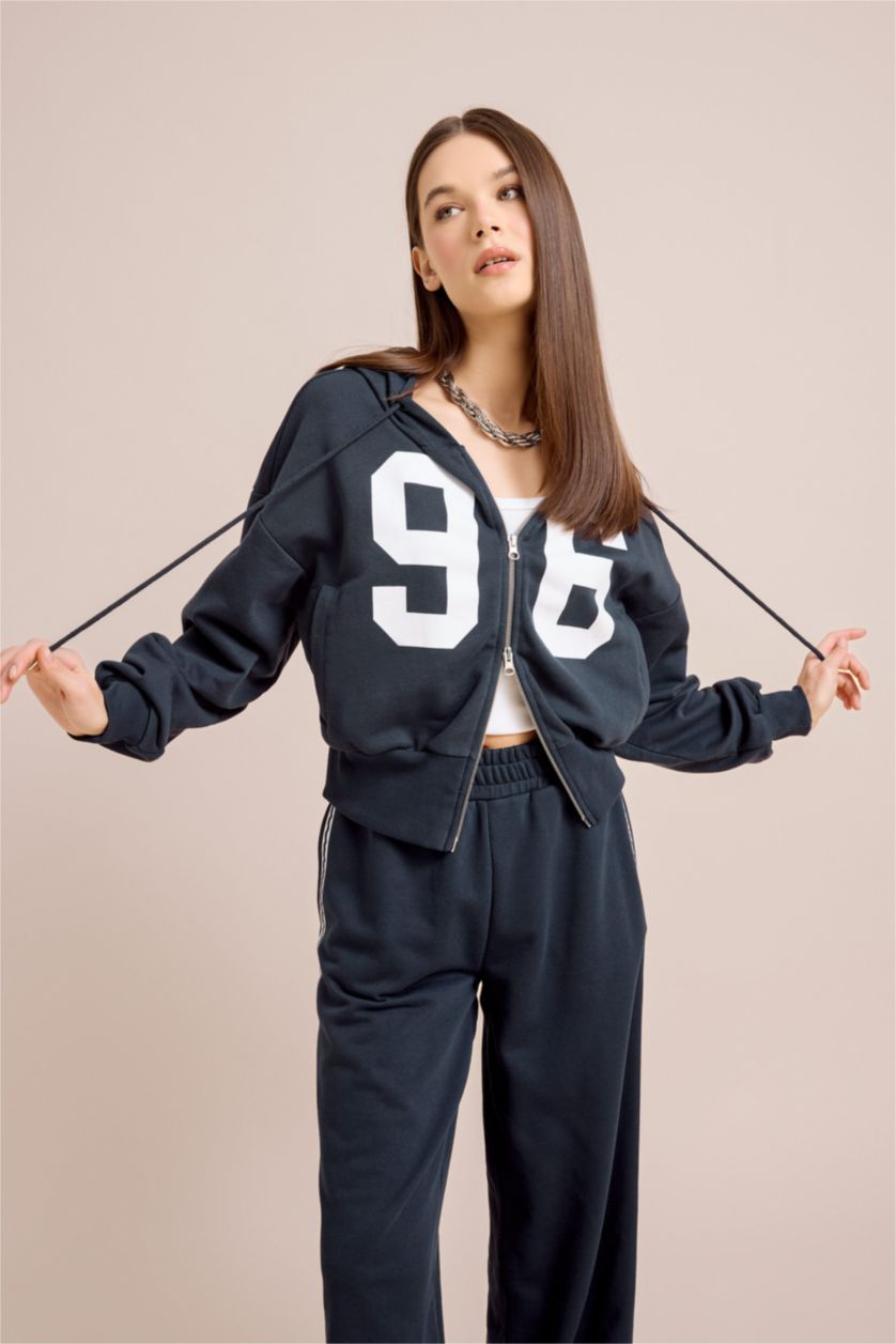 Kadın Lacivert Oversize Geniş Kalıp Kapüşonlu Baskılı Kalın Fermuarlı Sweatshirt