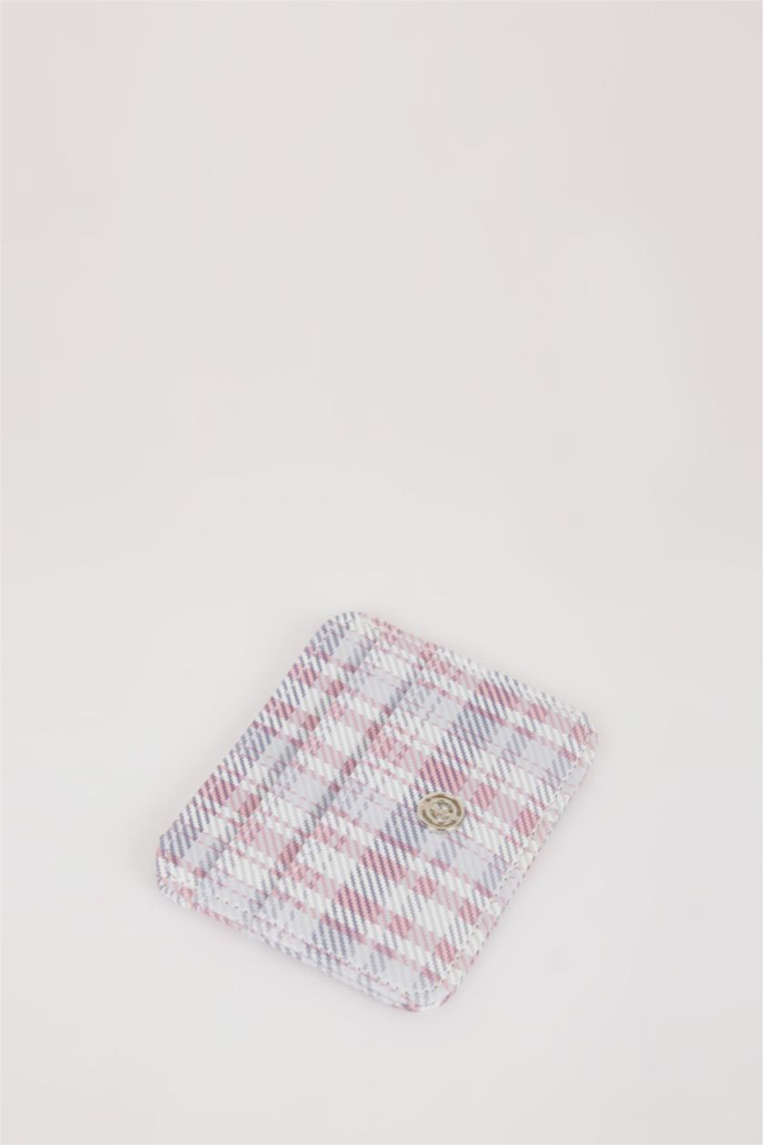 نساء Karma محفظة بطاقات كاروهات جلد صناعي