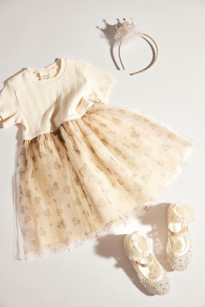 طفلة صغيرة اوف وايت فستان بيبي بناتي مضلع قصة عادية نص كم بياقة مستديرة