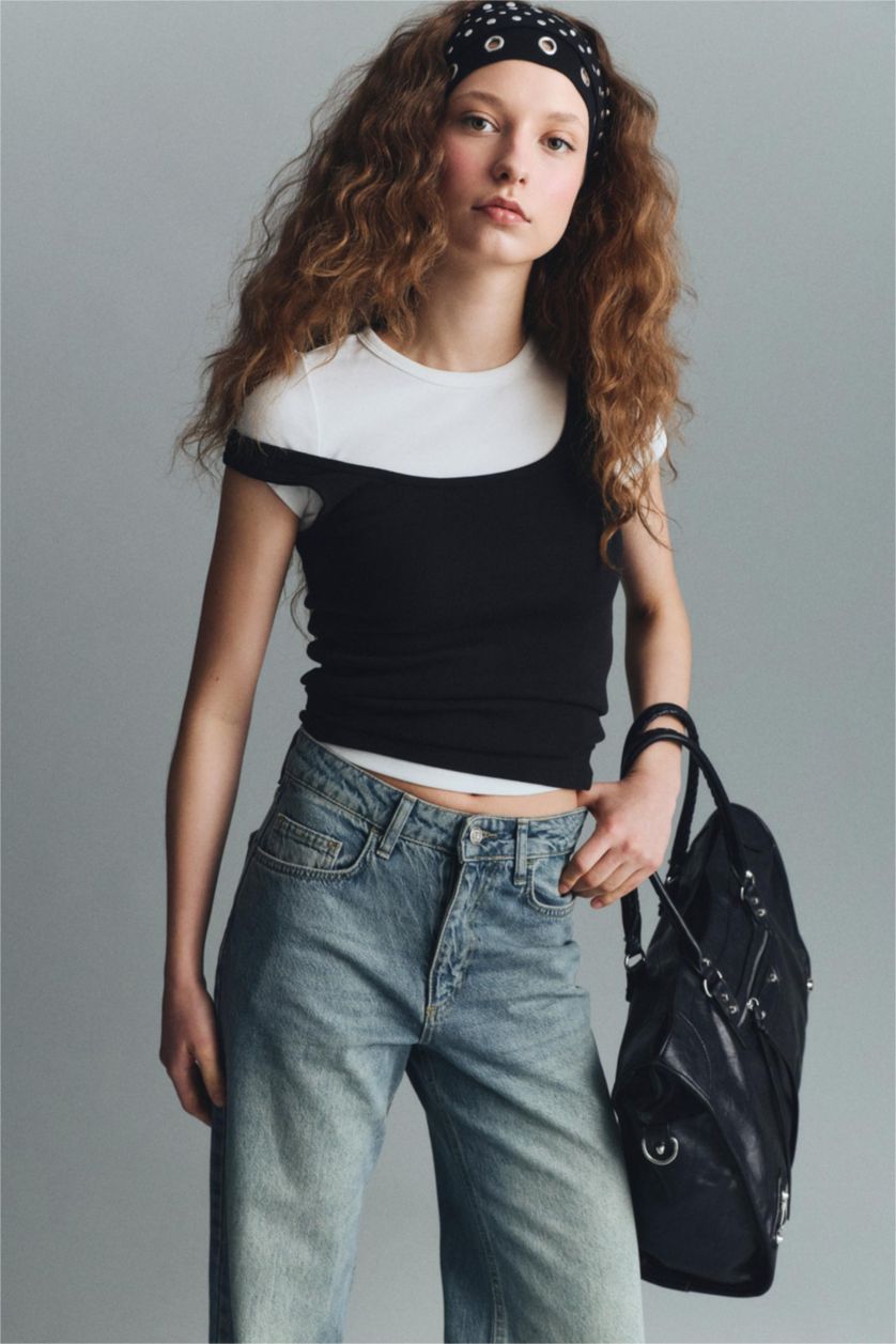 Woman Black Slim Fit Basic Camisole Round Collar Tank Top