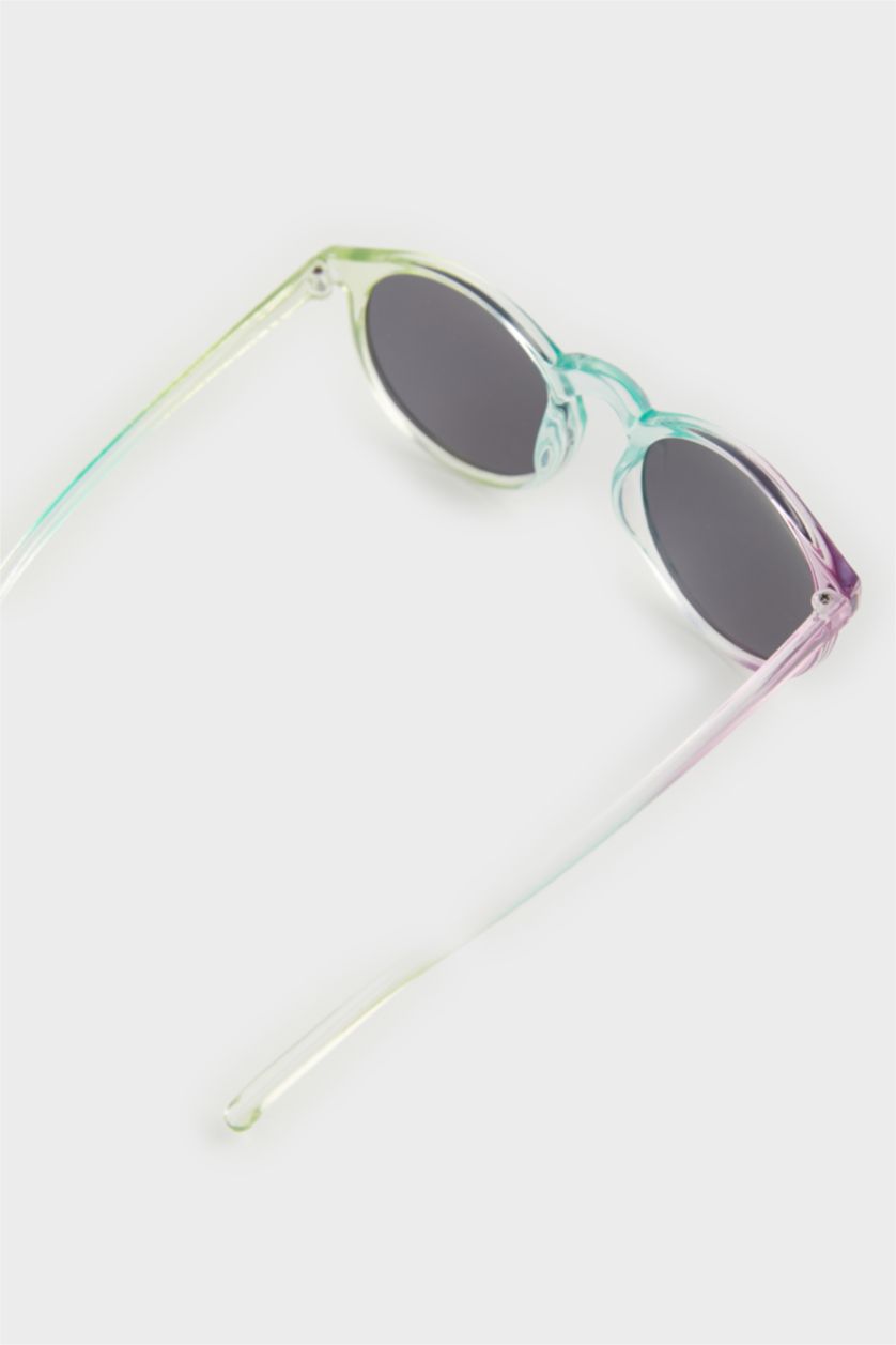 GIRLS & TEENS Karma Girl Round Tinted Plastic Frame Black Glass UV Sunglasses