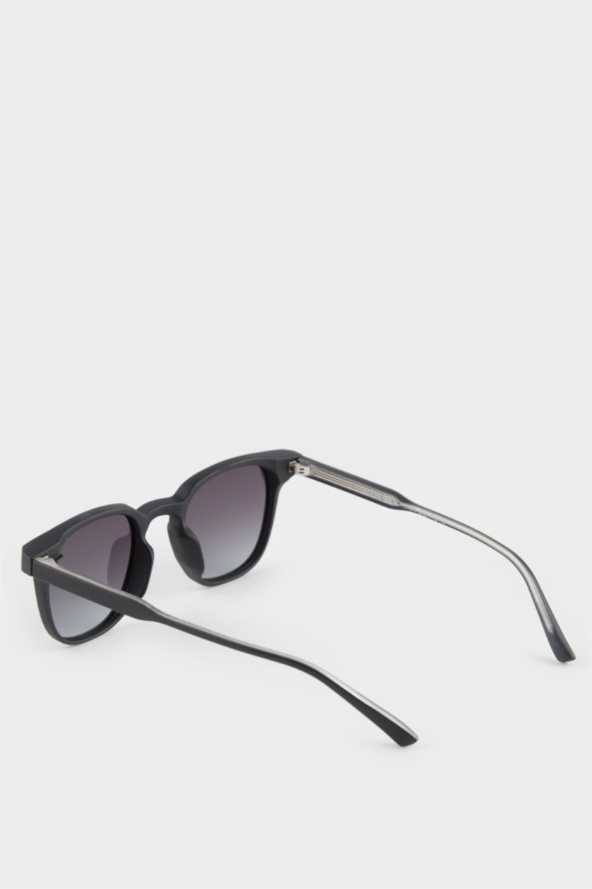 MAN Karma Man Round Sunglasses