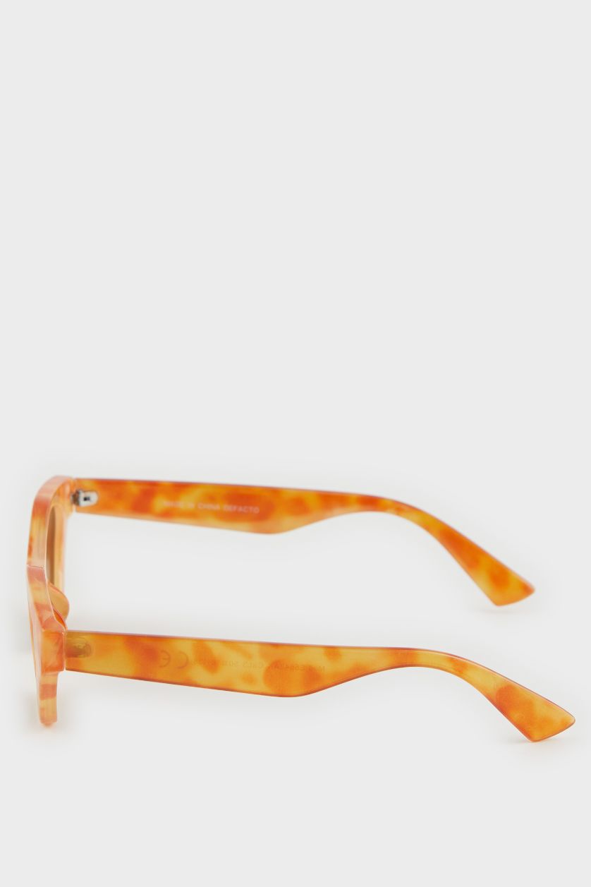 Woman Karma Woman Square Sunglasses