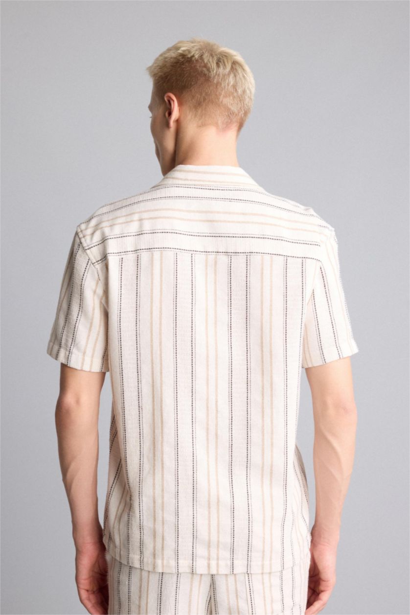 Men Stone Regular Fit Short Sleeve Shirt