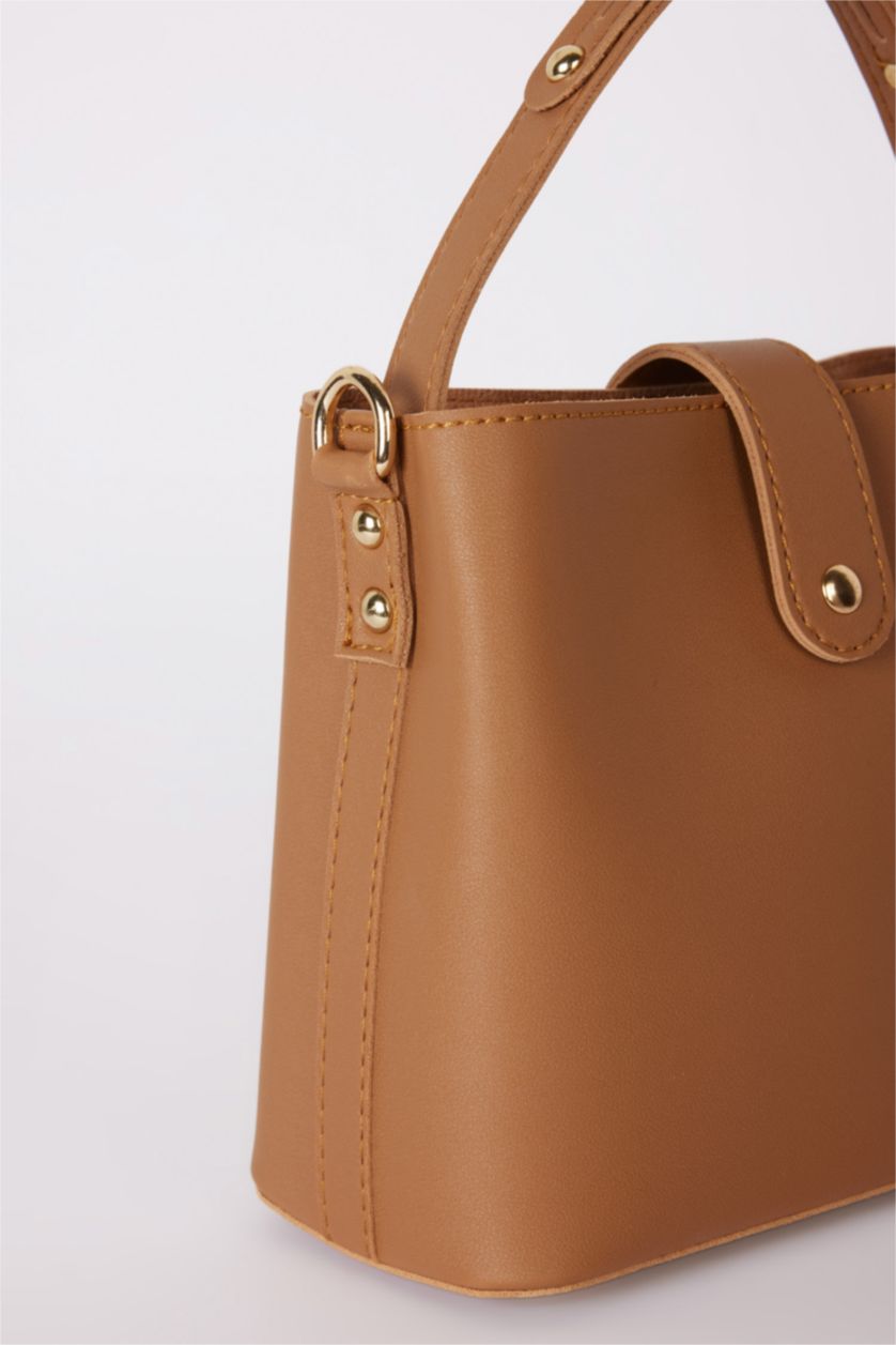 WOMAN Tan Woman Faux Leather Shoulder Bag