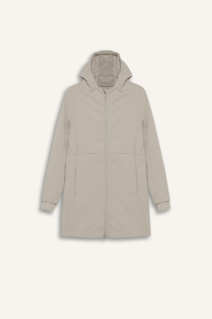 Kadın Bej Su İtici Softshell Slim Fit Dar Kesim Kapüşonlu Fermuarlı Cepli Parka