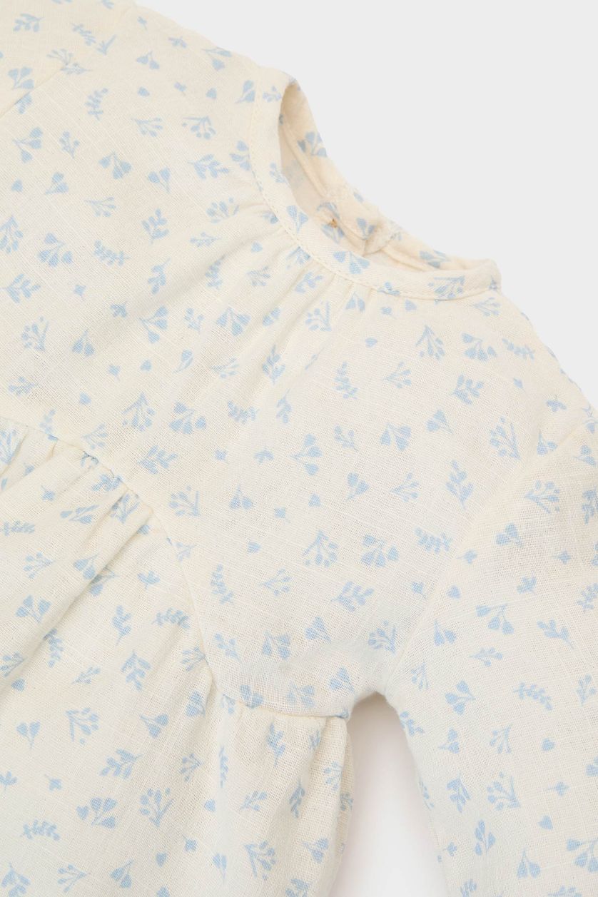 طفلة صغيرة بيج فاتح سيت بناتي بلوزة فلورال وبنطلون موسلين - قطعتين