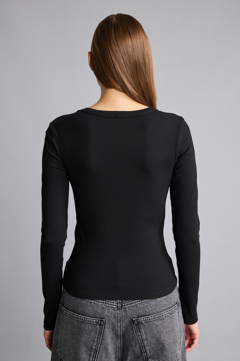 Women Black Slim Fit Camisole Long Sleeve T-Shirt