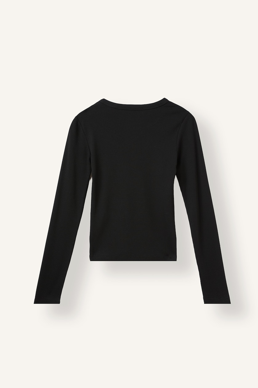 Women Black Slim Fit Camisole Long Sleeve T-Shirt