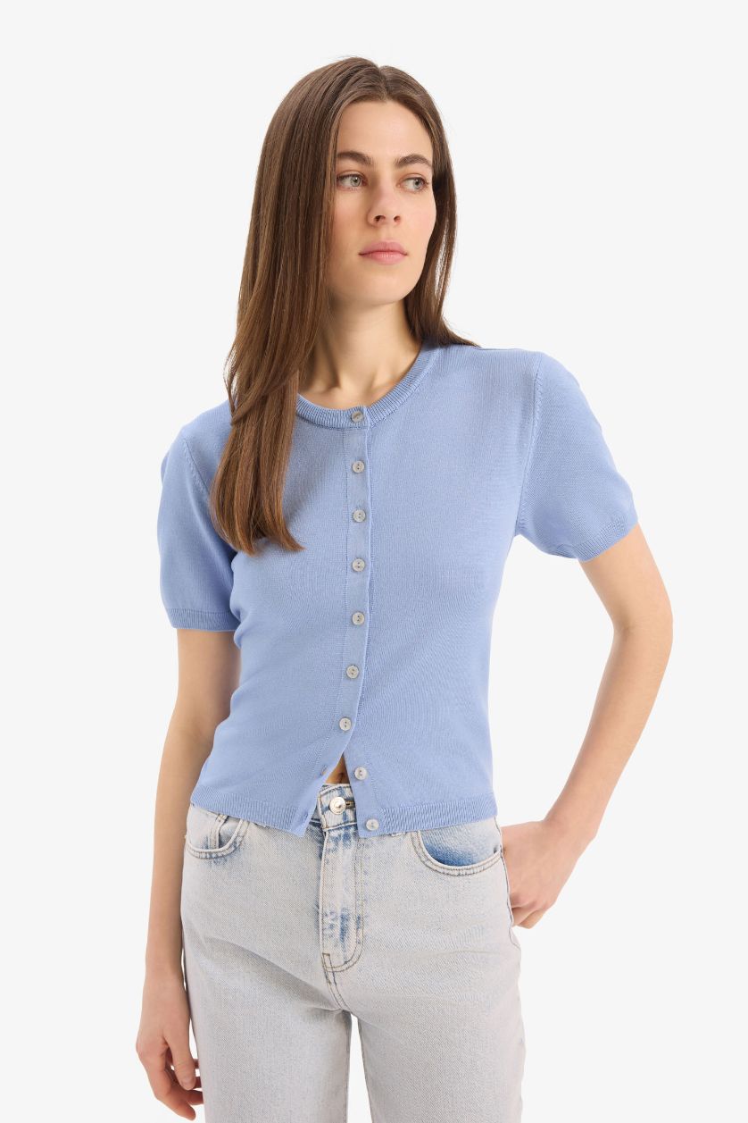 Kadın Açık Mavi Regular Fit Bisiklet Yaka Basic Düz Triko Hırka