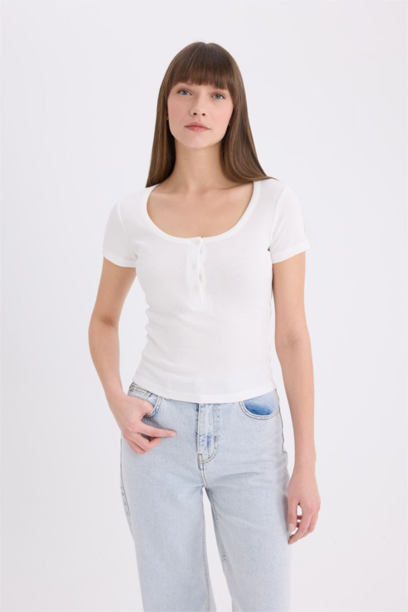 Kadın Ekru Slım Fıt Yuvarlak Yaka Basıc Fitilli Kaşkorse Beyaz Tişört