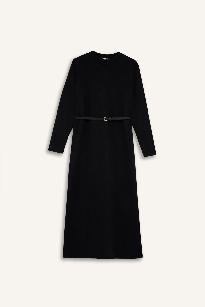 Kadın Siyah Regular Fit Bisiklet Yaka Uzun Kollu Kemerli Selanik Kumaş Maxi Tesettür Elbise