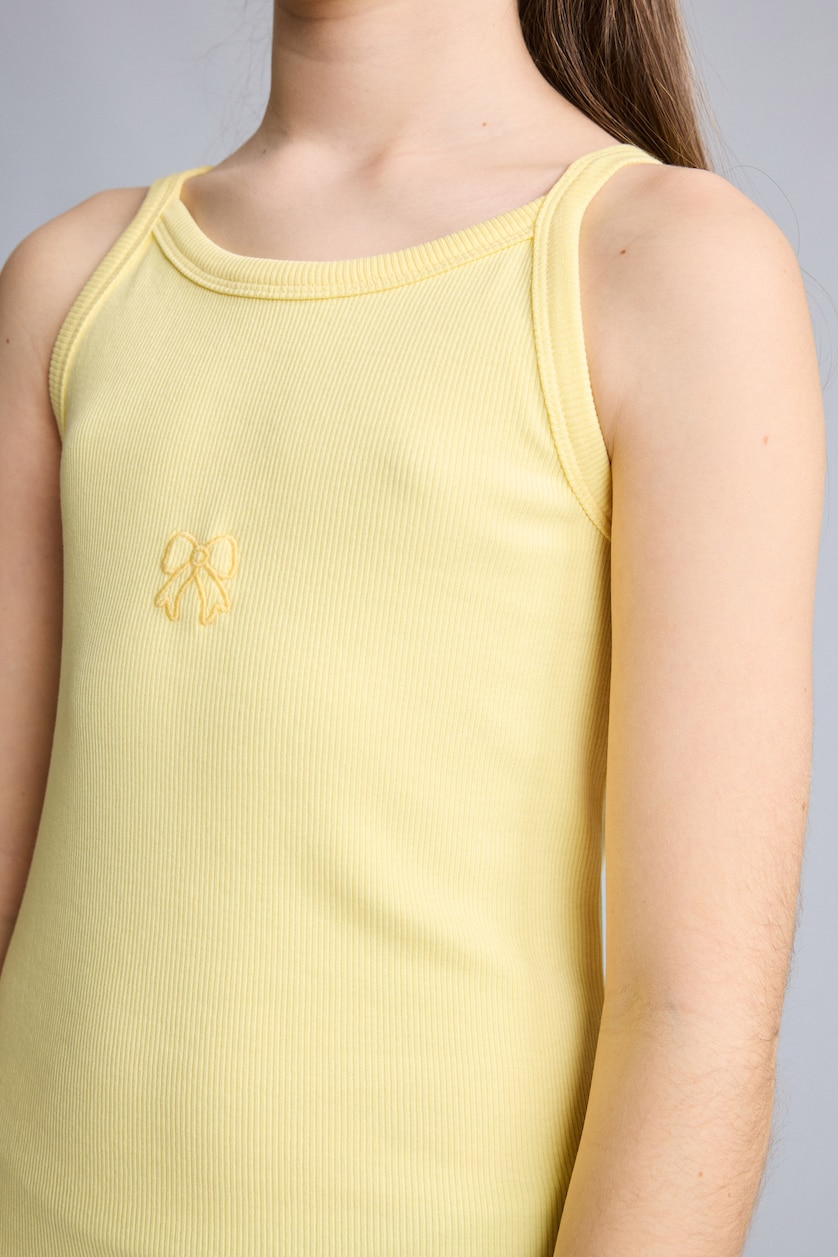Girls & Teens Yellow Girl Slim Fit Sleeveless Knitted Dress