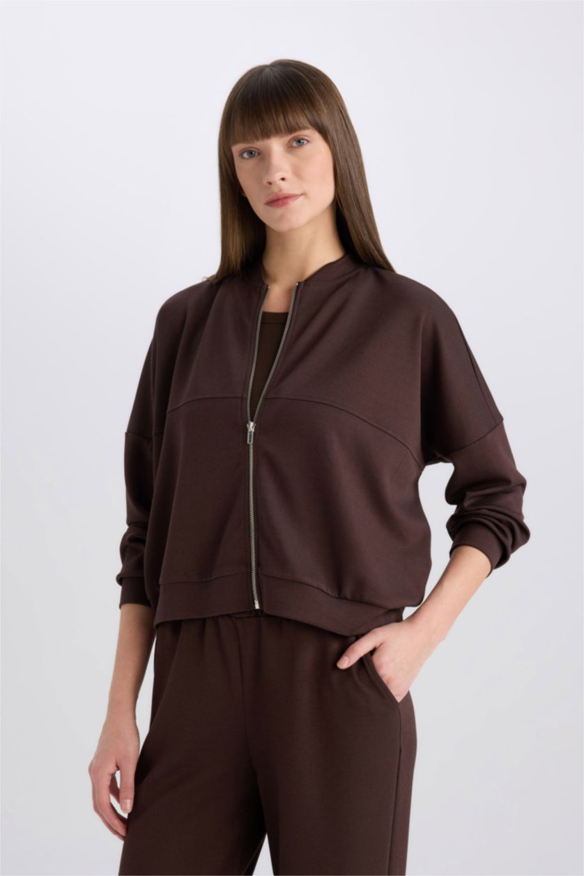 Kadın Kahve Relax Fit Hakim Yaka Basic Düz Fermuarlı Soft Touch Sweatshirt