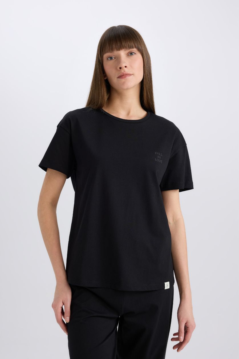 نساء أسود طقم بيجامة قصة عادية بأكمام قصيرة من قطعتين من Fall in Love