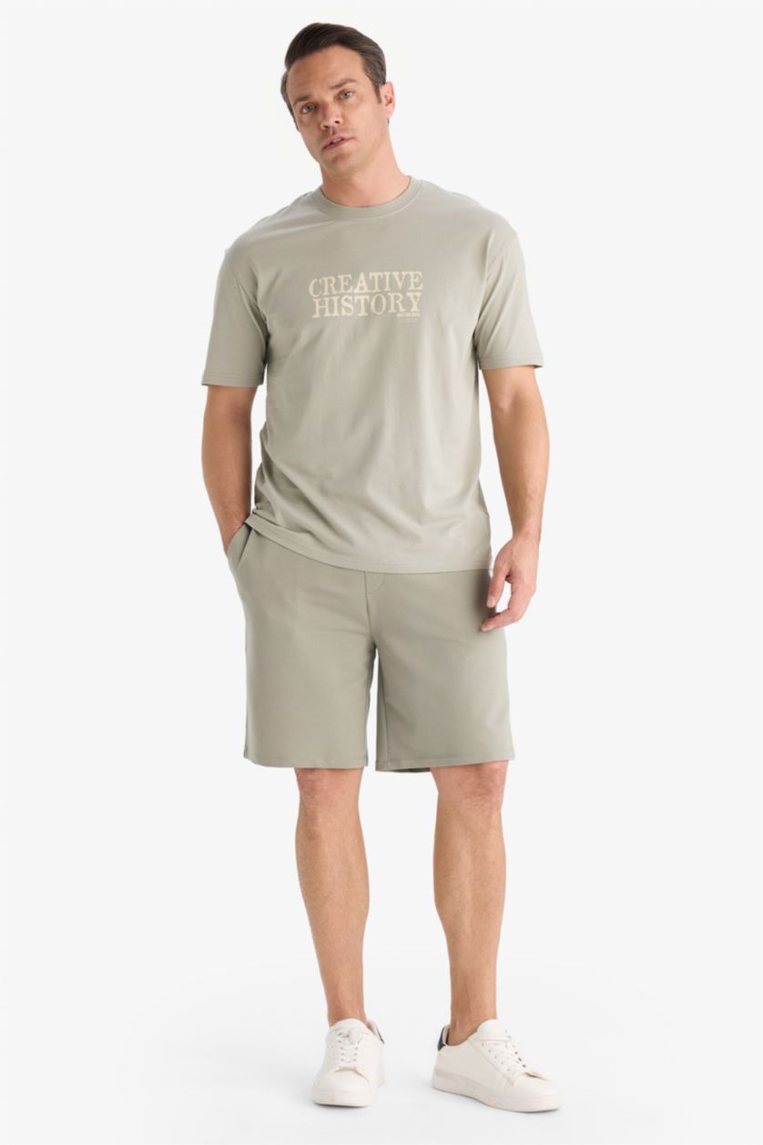 Man Light Khaki Skinny Leg Shorts