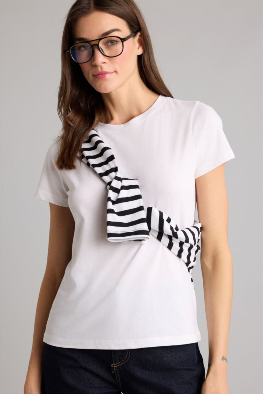 Әйелдерге ақ Woman Short Sleeve T-Shirt