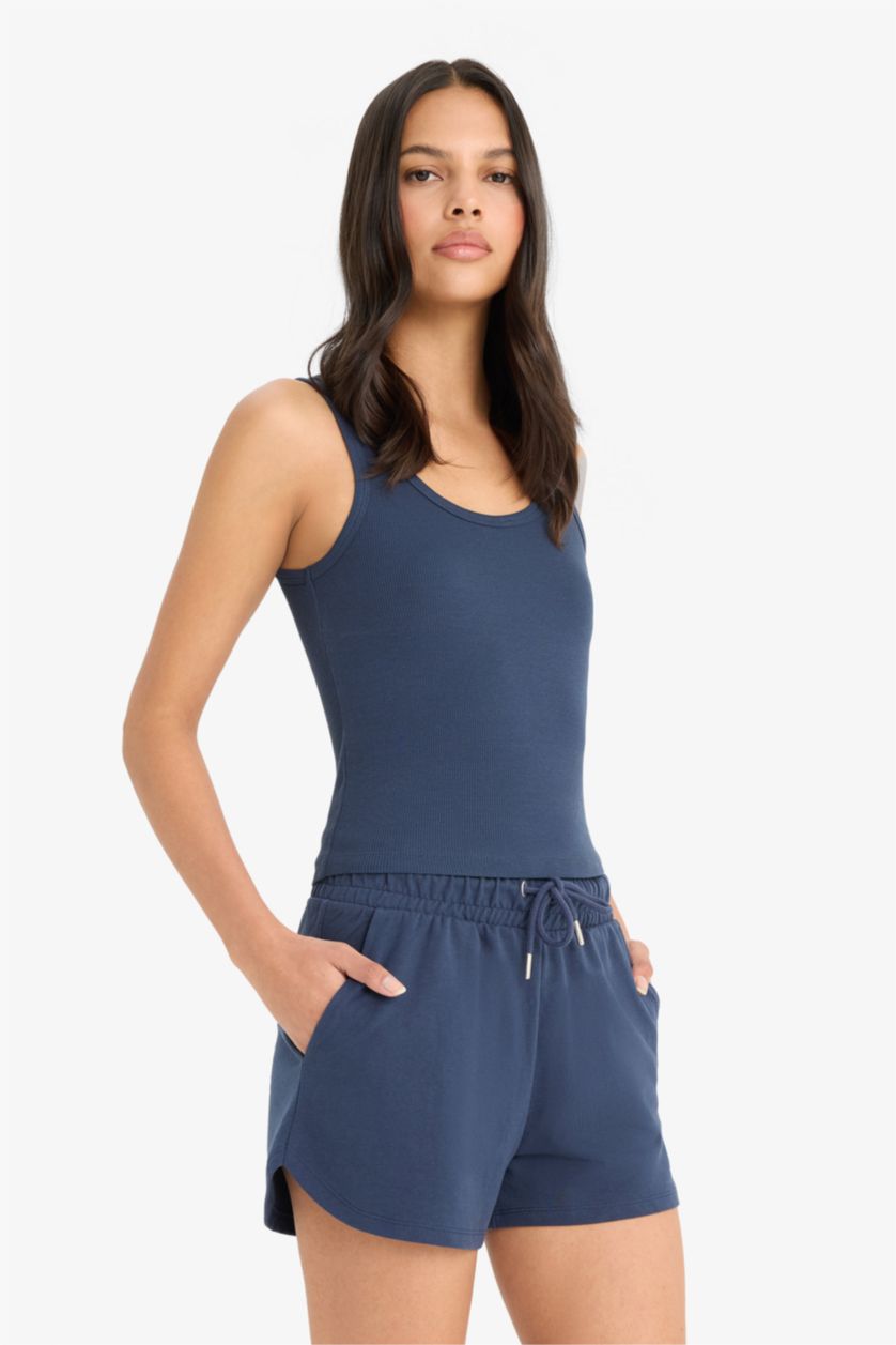 Kadın Lacivert Relax Fit Beli Bağcıklı Kısa Şort