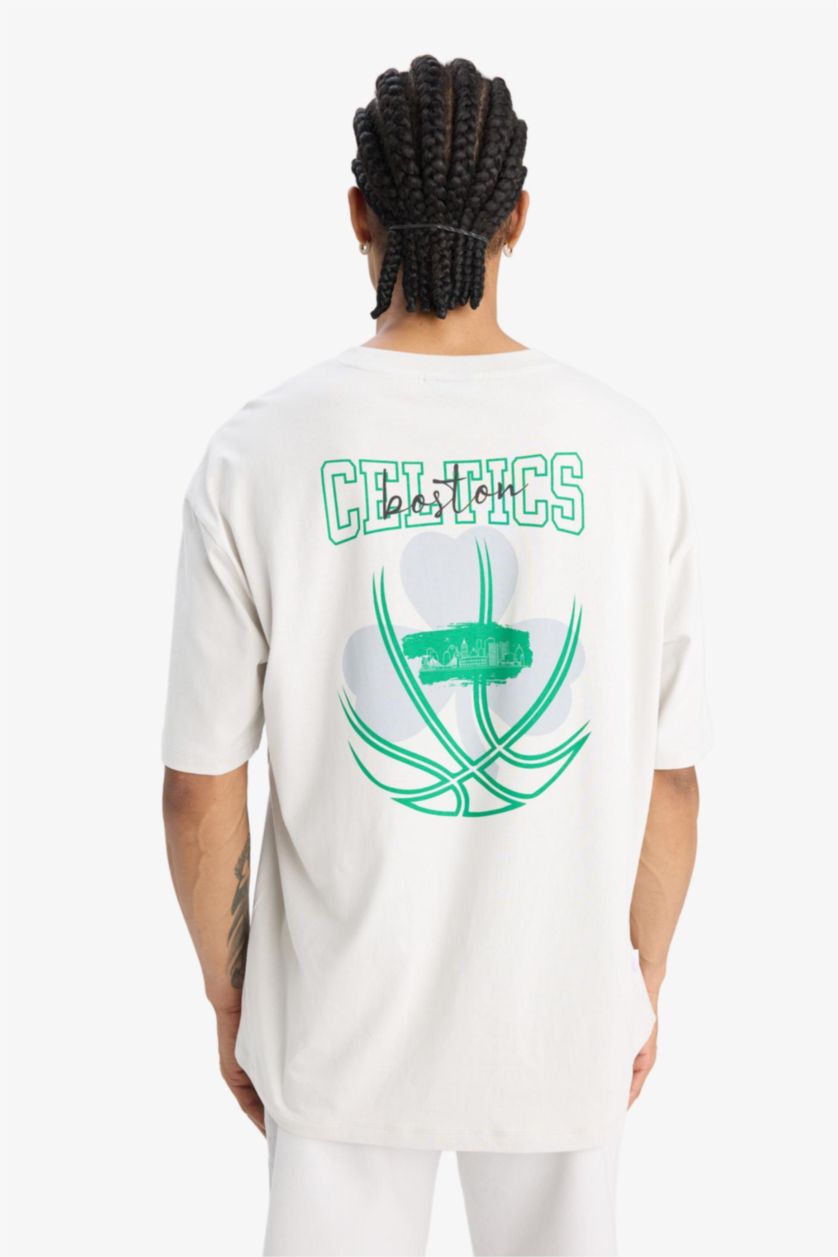 رجالي رمادي فاتح تيشيرت قطن اوفر سايز برقبة مستديرة من بوسطن سيلتكس