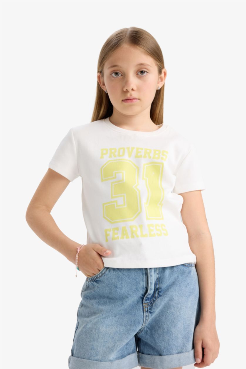 Kız Çocuk - Genç Kız Kırık Beyaz Slim Fit Dar Kesim Bisiklet Yaka Baskılı Kısa Kollu Tişört Kız Çocuk