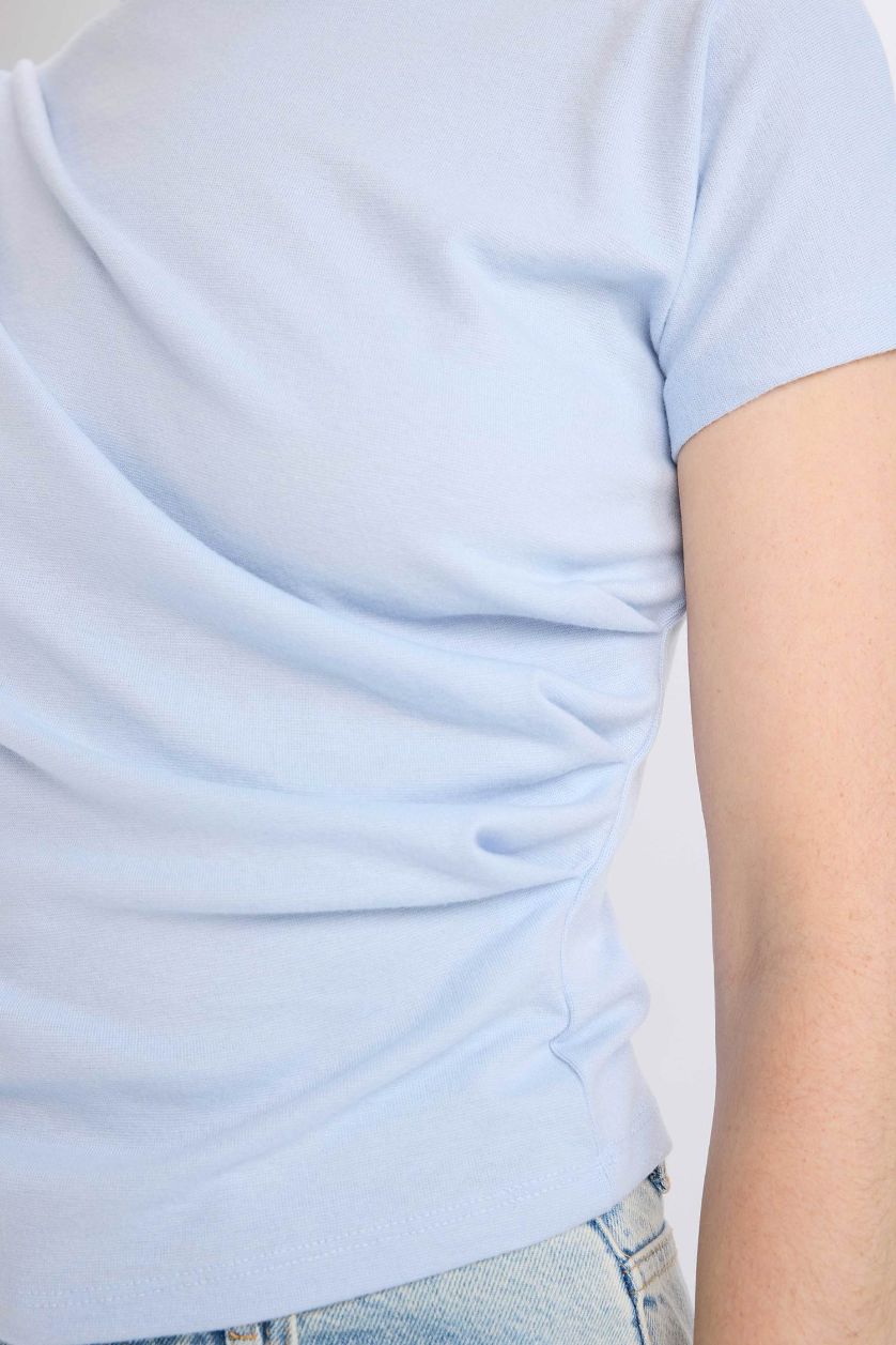 Kadın Açık Mavi Slim Fit Dar Kesim Bisiklet Yaka Basic Düz  Ribana Kısa Kollu Tişört