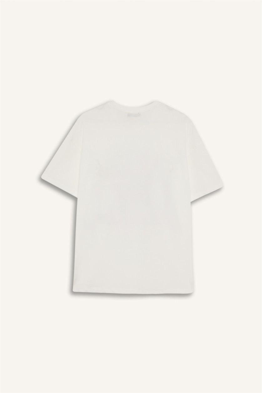 Woman White Oversize Fit Crew Neck Printed T-Shirt