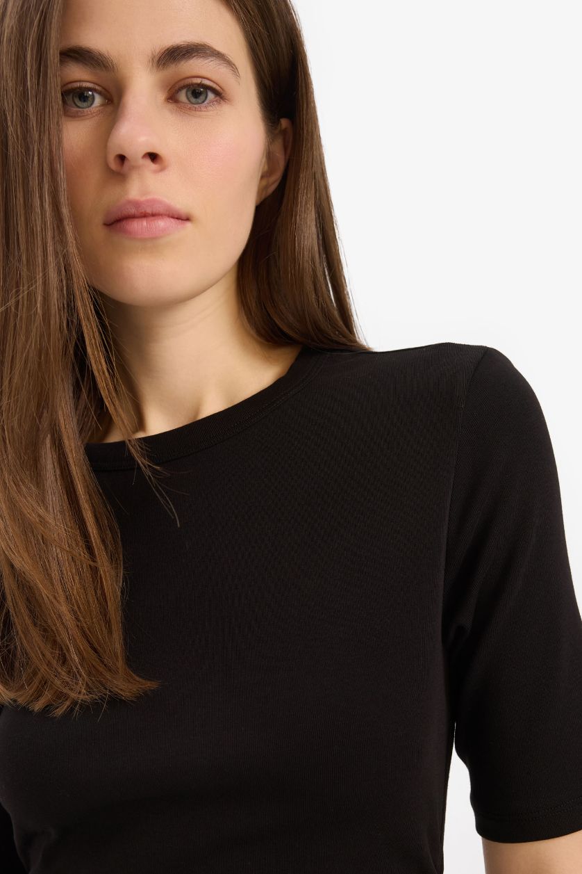 Kadın Siyah Bodycon Vücudu Saran Bisiklet Yaka Basic Düz Ribana Kısa Kollu Midi Elbise