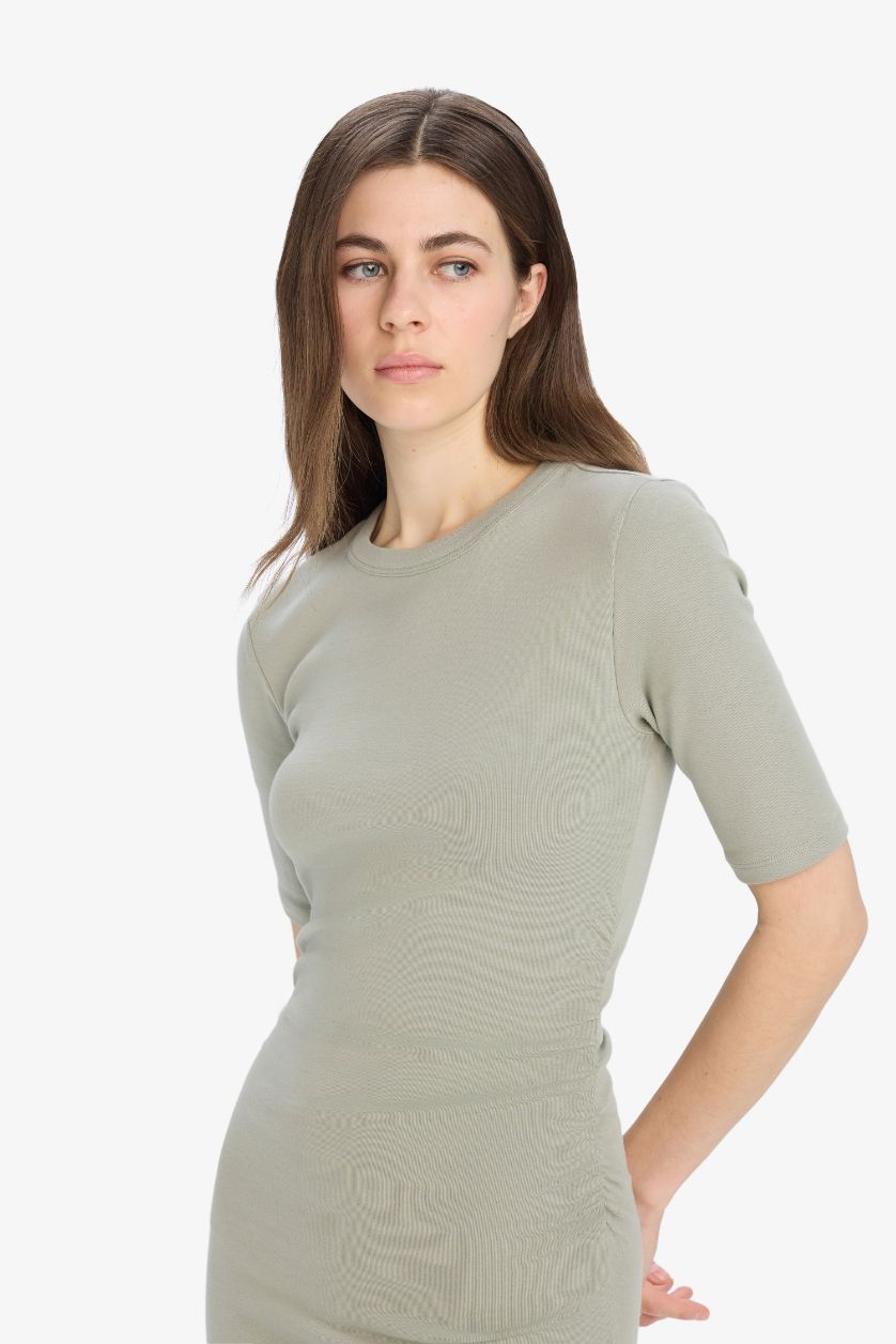 Kadın Açık Haki Bodycon Vücudu Saran Bisiklet Yaka Ribana Kısa Kollu Midi Elbise