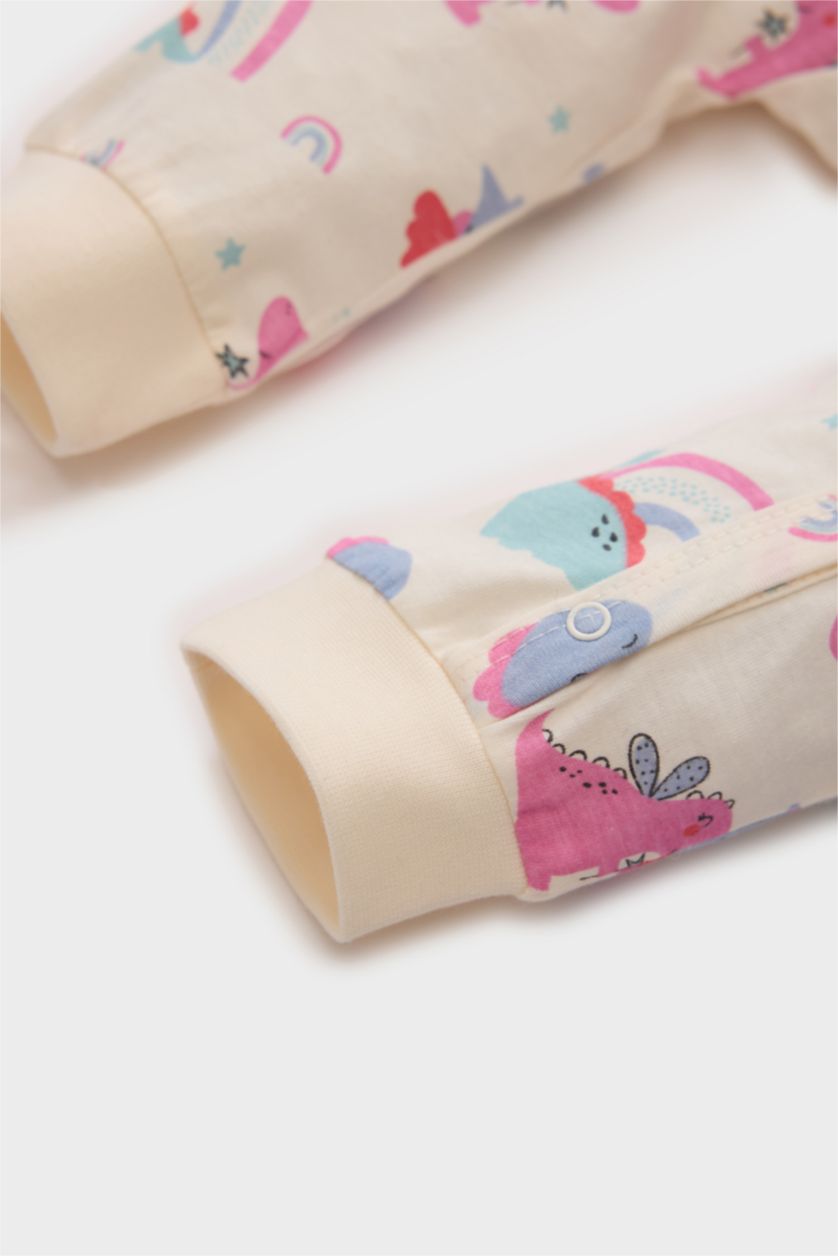 Kız Bebek Kırık Beyaz Dinozor Baskılı Penye Uzun Kollu Çıtçıtlı Tulum Kız Bebek Yenidoğan