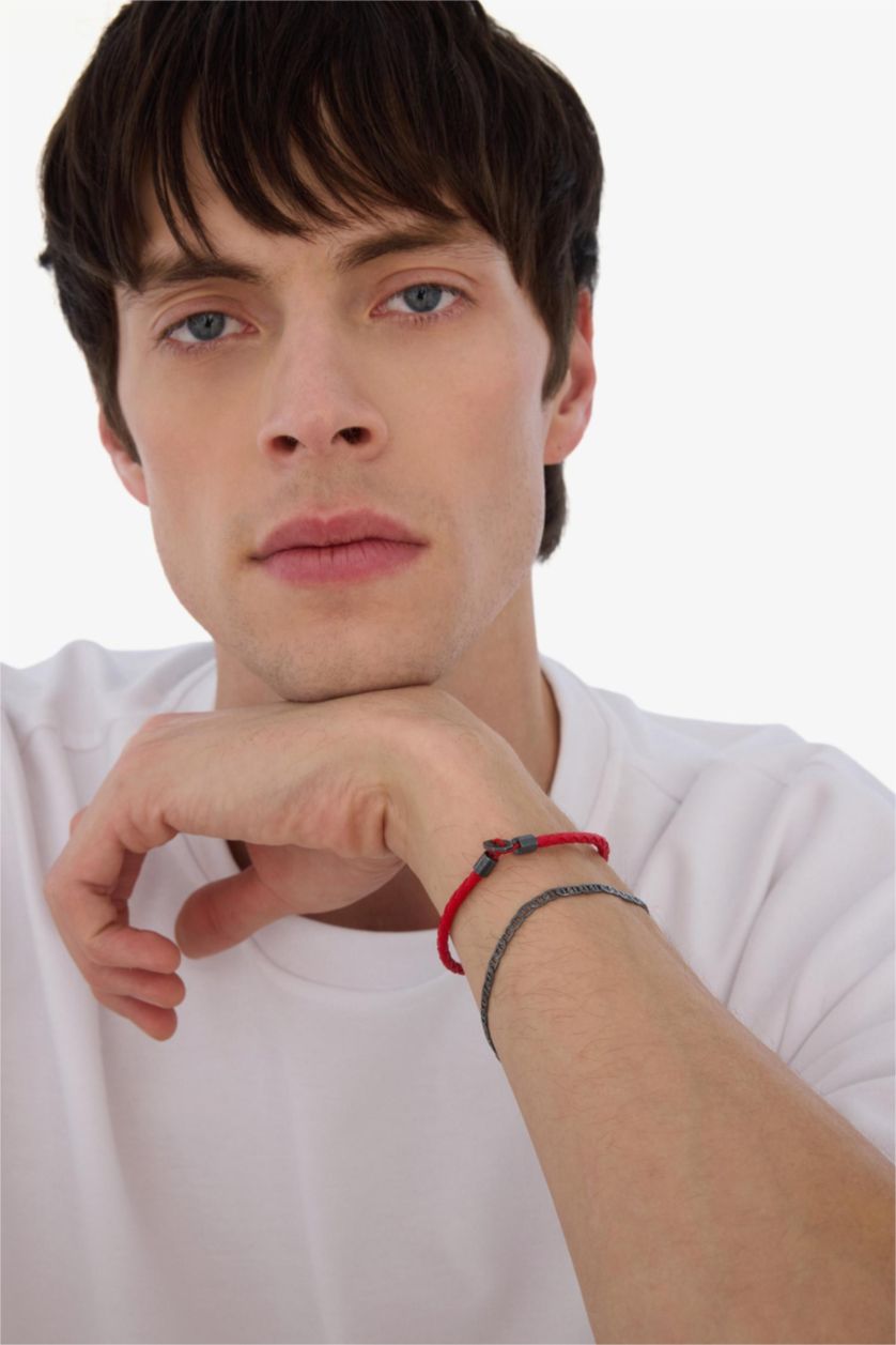 Erkek Kırmızı AtolyeWolf x DeFacto Erkek 2'li Kırmızı Deri Çelik Parçalı ve Siyah Bar Çelik Zincirli Bileklik