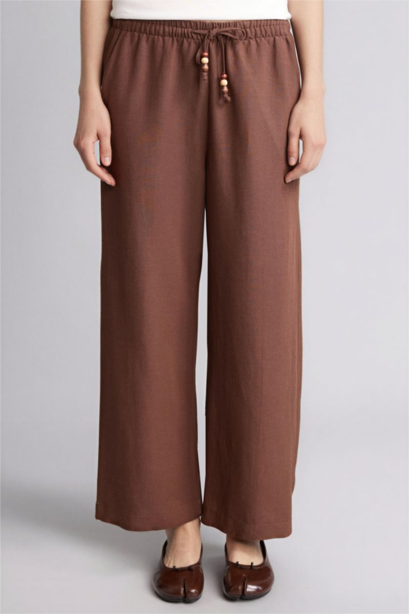 Kadın Kahve Düz Paça Keten Karışımlı Kapri