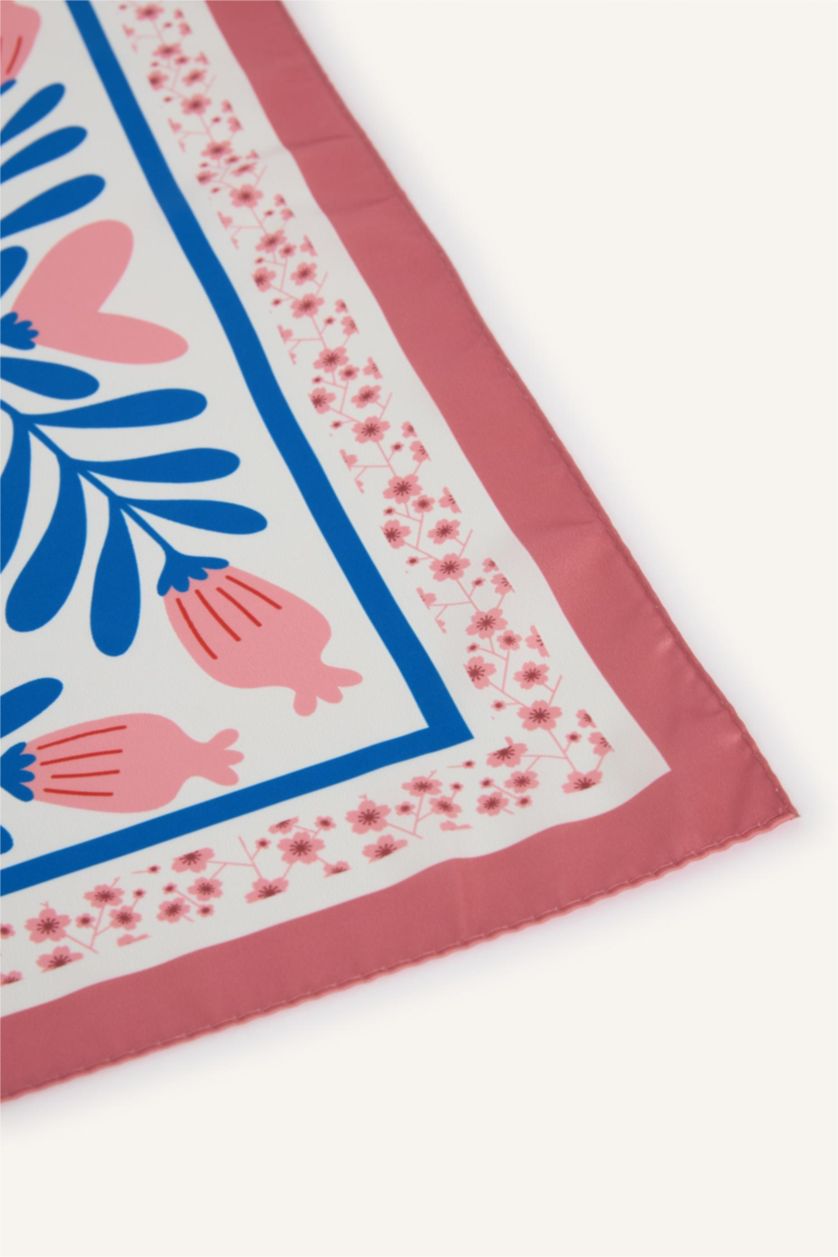 FEMME Rose Foulard en satin imprimé fleurs