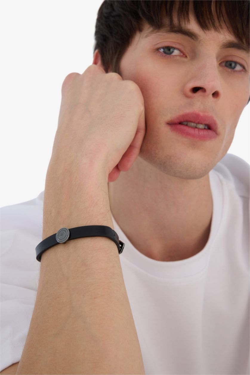 Erkek Siyah AtolyeWolf x DeFacto Erkek Siyah Deri Çelik Parçalı Bileklik