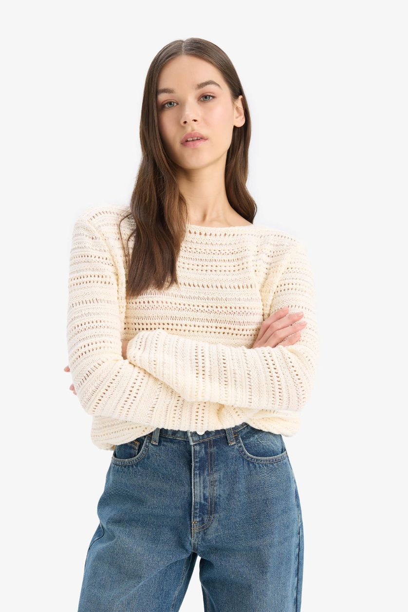 Женщины Бежевый Оверсайз Свитер Из Ажурной Трикотажной Ткани С Широкой Лодочной Горловиной