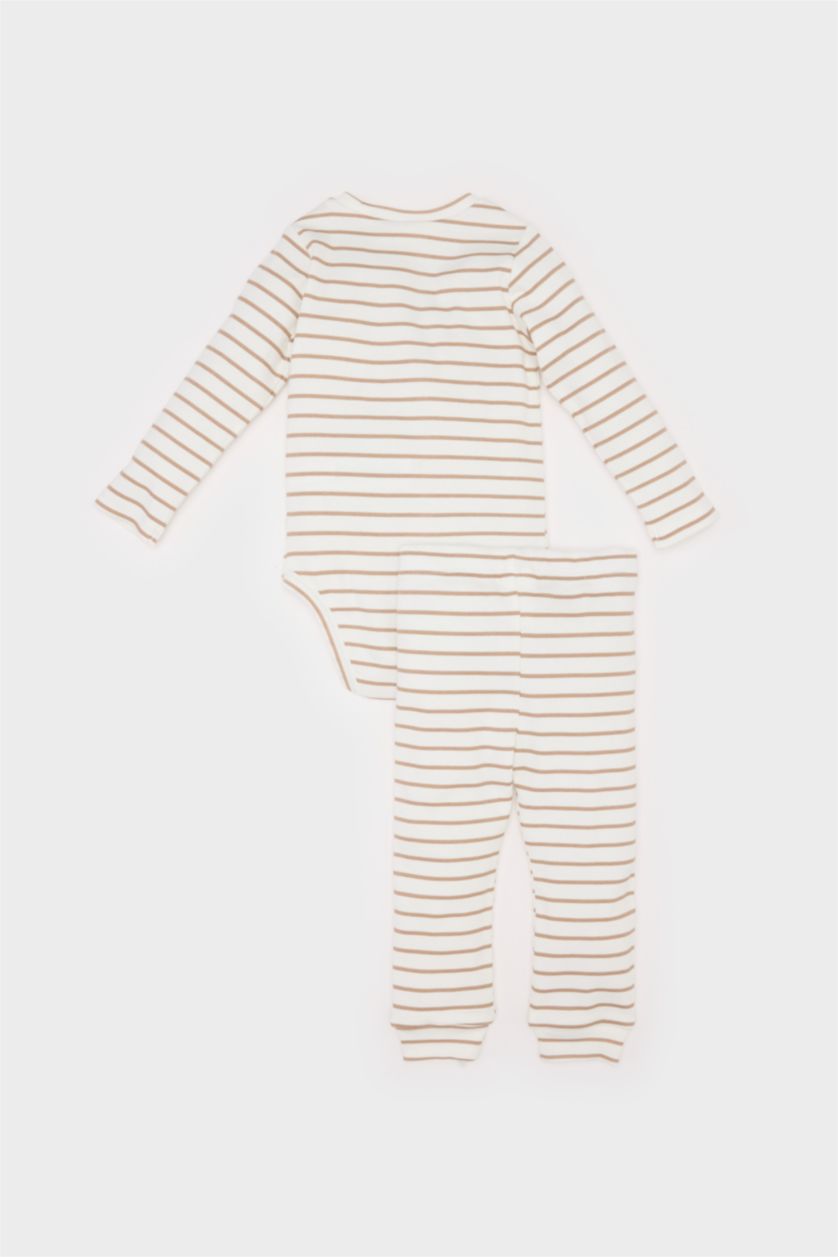 مولود ذكر بني فاتح طقم أولاد من بودي مضلع مخطط برقبة مستديرة و سروال بخصر مطاطي