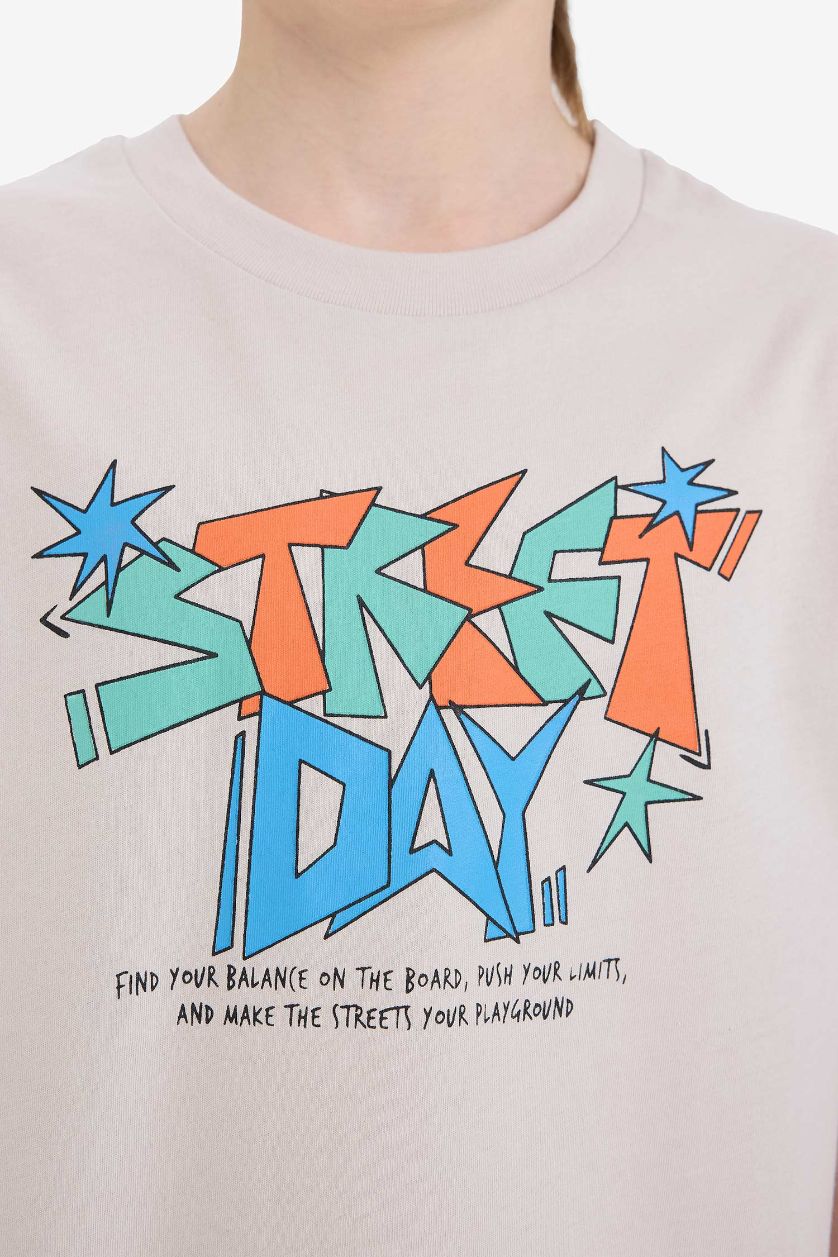 Erkek Çocuk - Genç Erkek Açık Gri Bisiklet Yaka Baskılı Kısa Kollu Tişört Erkek Çocuk