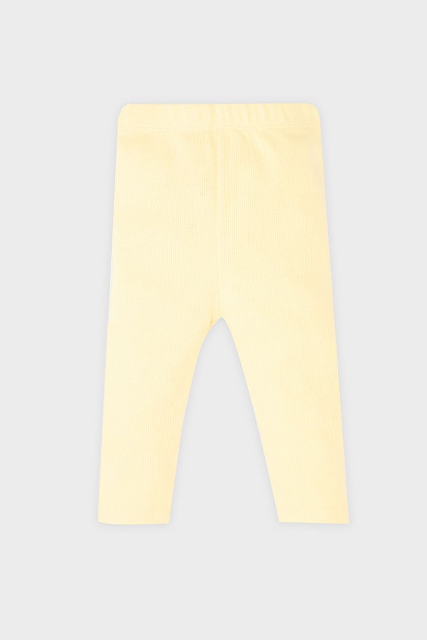 طفلة صغيرة أصفر بنطرون بناتي مضلع قصة عادية