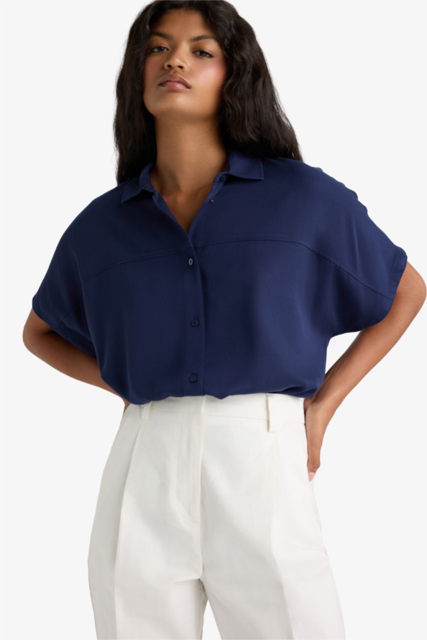 WOMAN NAVY Boxy Fit Shirt Collar Belmando Short Sleeve Shirt