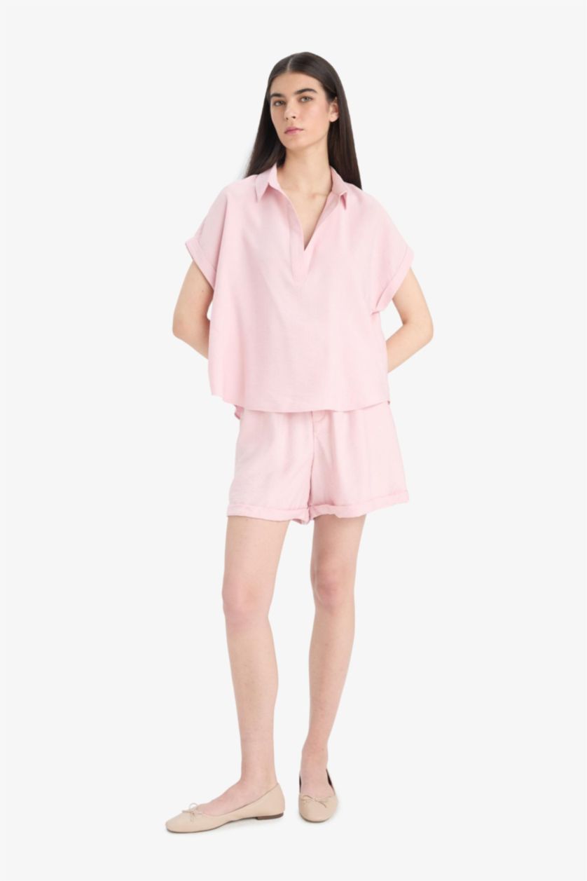 FEMME Rose Blouse à col chemise et manches courtes Coupe régulière