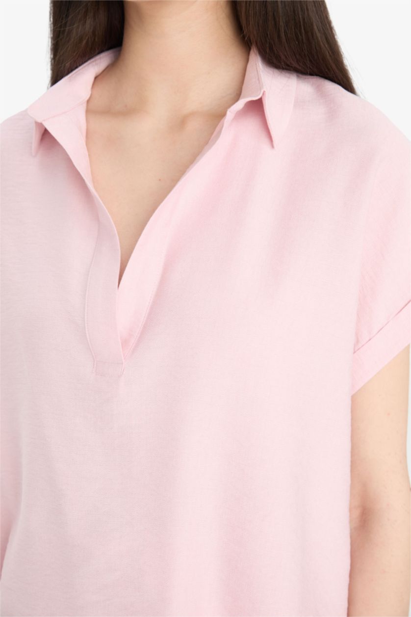 FEMME Rose Blouse à col chemise et manches courtes Coupe régulière